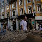 Vista Mozzafiato Su Piazza Unita Design Vista Unica Comfort E Wifi Veloce 的里雅斯特