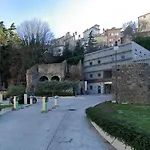 公寓 Vista Mozzafiato Su Piazza Unita Design Vista Unica Comfort E Wifi Veloce 的里雅斯特