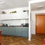 Apartment Vista Mozzafiato Su Piazza Unita Design Vista Unica Comfort E Wifi Veloce Trieste