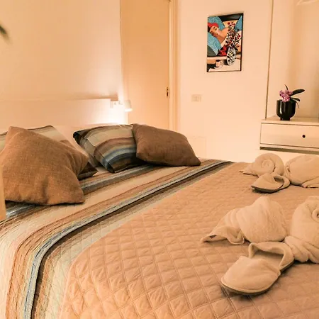 Centro Storico In Piazza Unita Moderno Wifi Ac 公寓 *