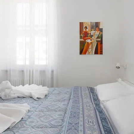 Vista Mozzafiato Su Piazza Unita Design Vista Unica Comfort E Wifi Veloce Apartment