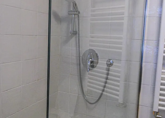 Centro Storico in Piazza Unità Moderno WiFi AC Casa Vacanze Trieste *